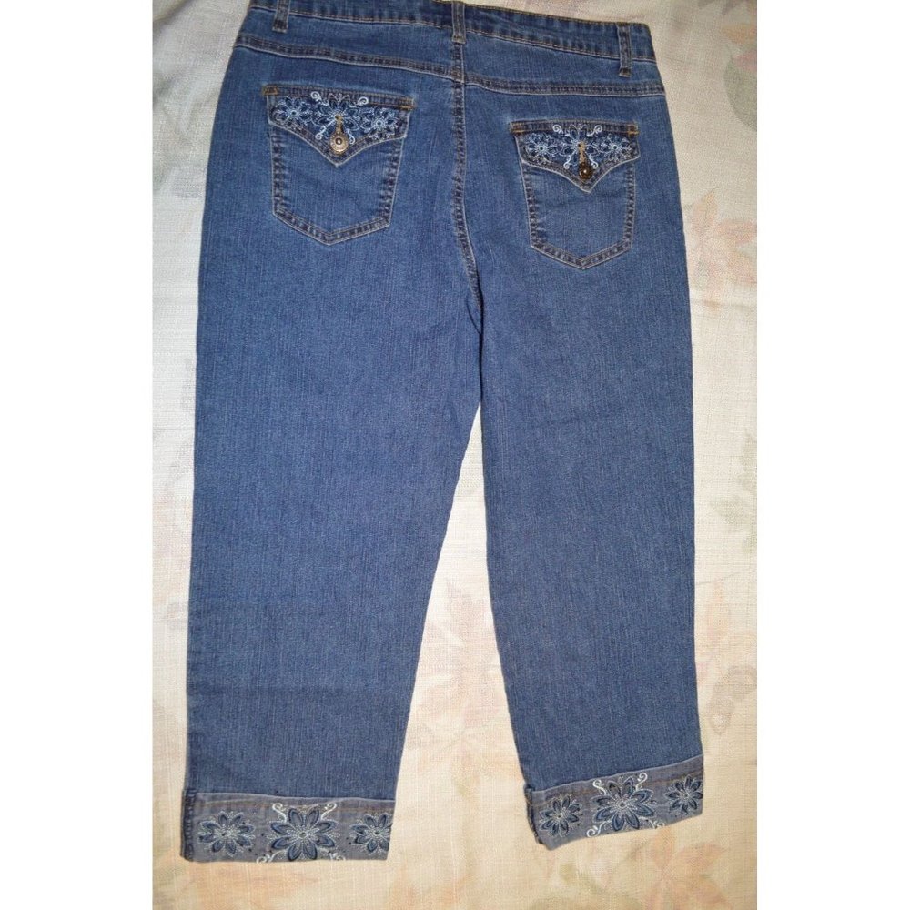 COS Jeans Women's Blue Denim Capri Pants Size 8 Embroidered Hem Bling (L)